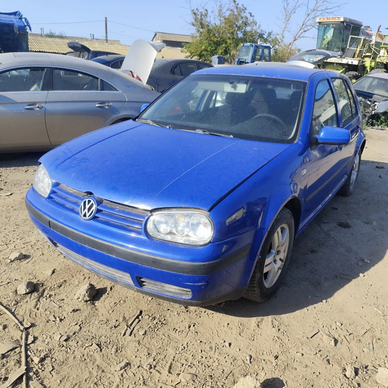 Dezmembrez VW GOLF 4 1997 - 2004 1.4 16V AXP( CP: 75, KW: 55, CCM: 1390 ) Benzina