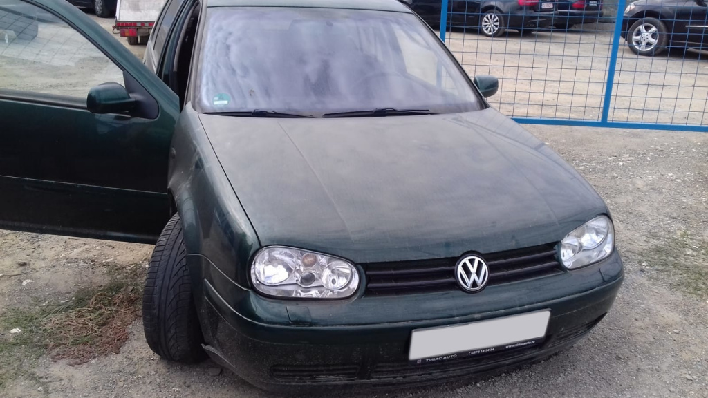 Dezmembrez VW GOLF 4 1997 - 2004 1.6