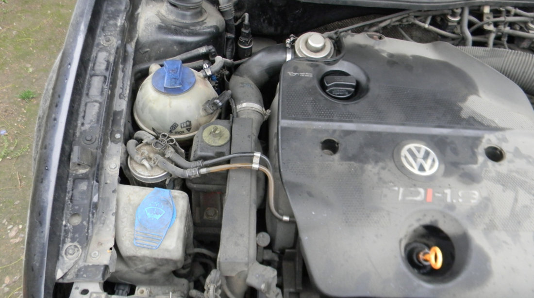 Dezmembrez VW GOLF 4 1997 - 2006 1.9 TDI AHF ( CP: 110, KW: 81, CCM: 1896 ) Motorina