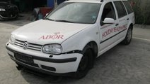 Dezmembrez VW Golf 4 din 1999, 1.4b,