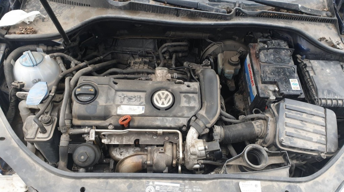 Dezmembrez VW Golf 5 1.4 TSi 122 cai motor CAXA 6 trepte an 2008