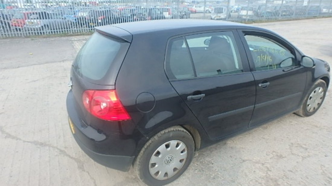 Dezmembrez Vw Golf 5, 1.4b, BCA, orice piesa!