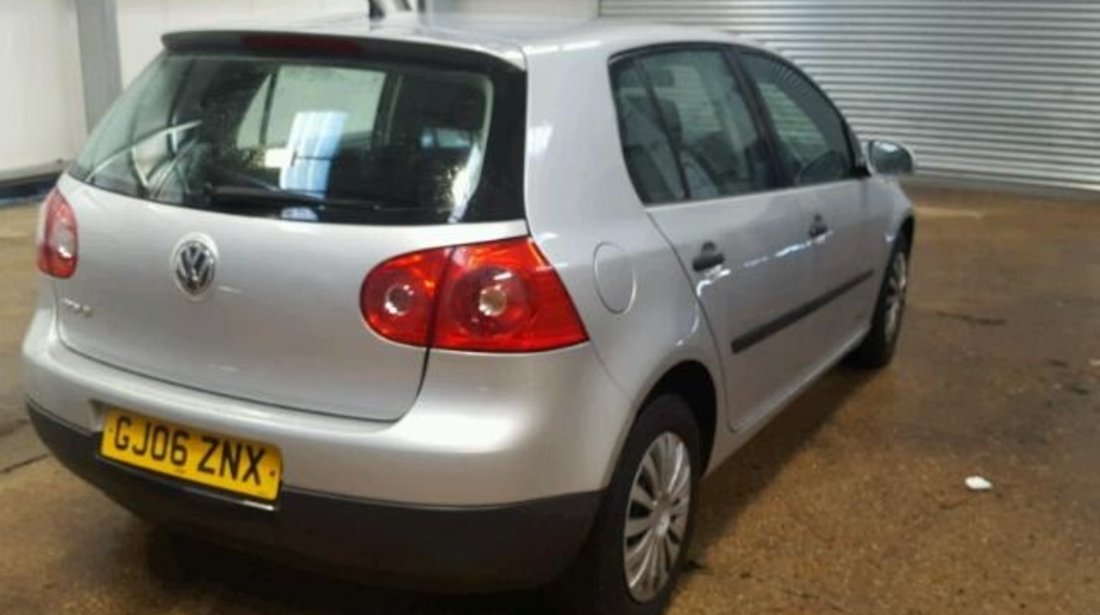 Dezmembrez Vw Golf 5, 1.4benz