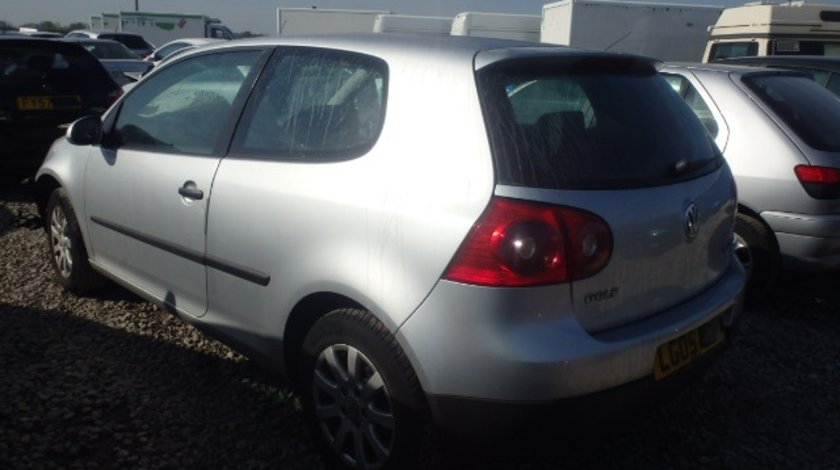 Dezmembrez Vw Golf 5, 1.6fsi, BLP, orice piesa!