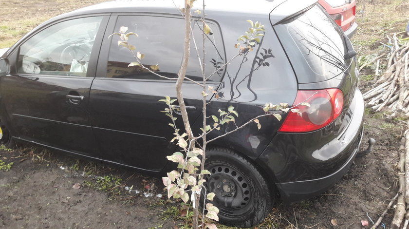 Dezmembrez vw golf 5, 1.9 tdi, 66 kw, 90 cp, motor bxf, an 2004-2009