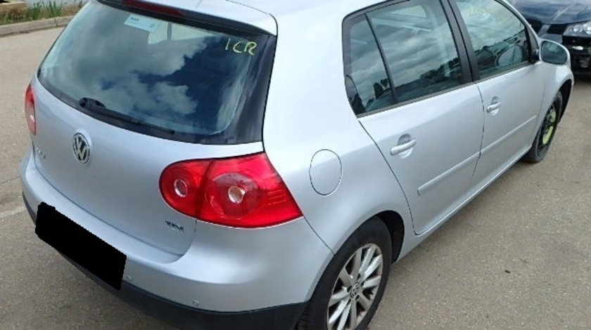 Dezmembrez vw golf 5 1.9tdi an 2004 - 2008