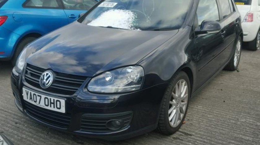 Dezmembrez Vw Golf 5 2.0tdi 2006