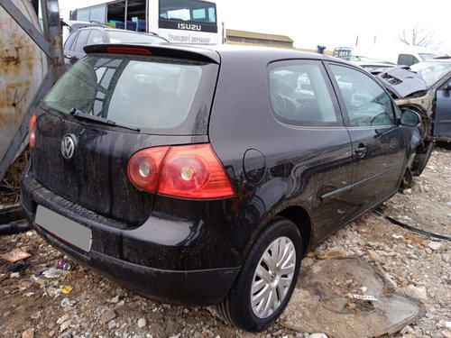 Dezmembrez VW GOLF 5 2003 - 2009 1.9 TDI BKC ( CP: 105, KW: 77, CCM: 1896 ) Motorina