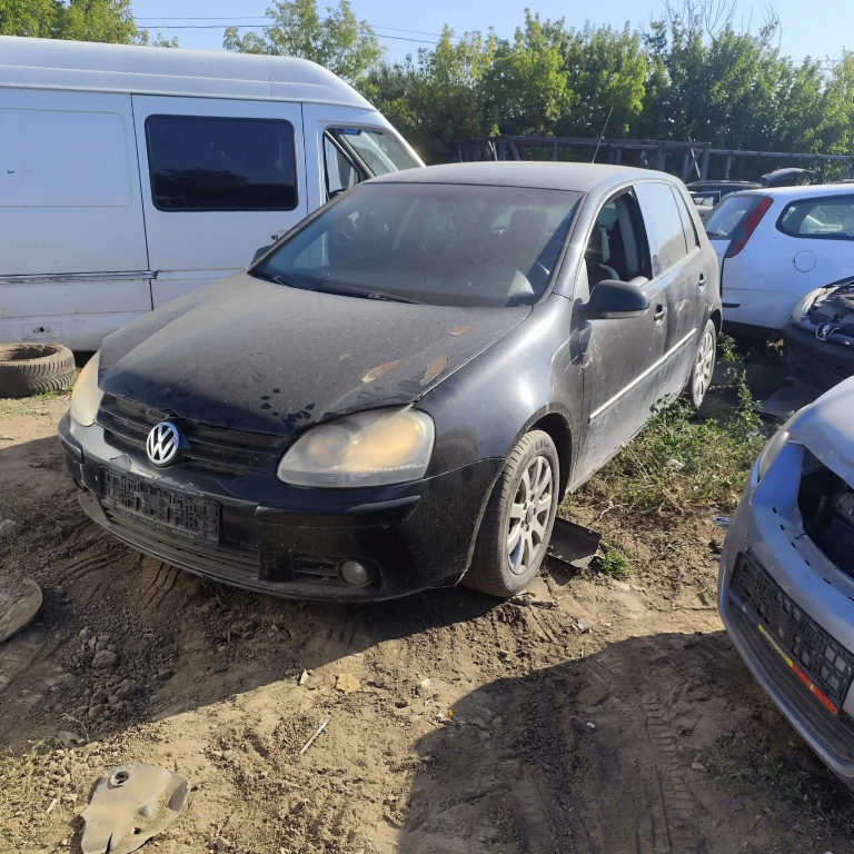 Dezmembrez VW GOLF 5 2003 - 2009 2.0 FSI BLX( CP: 150, KW: 110, CCM: 1984 ) Benzina