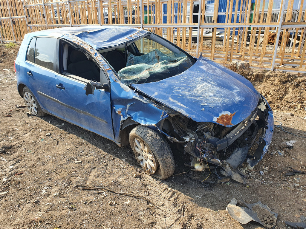 Dezmembrez VW GOLF 5 2003 - 2009 2.0 TDI None( CP: None, KW: None, CCM: None ) Motorina