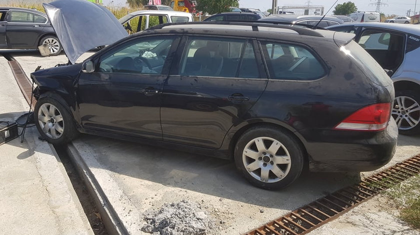 Dezmembrez vw golf 5 variant 1.9 tdi bls 105 cai cu dpf din 2009 cod culoare lc9x 202.000 km