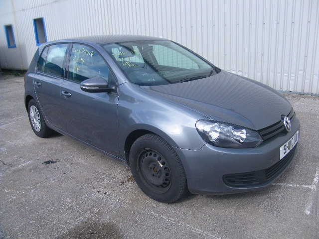 Dezmembrez Vw Golf 6, 1.6 tdi CAY