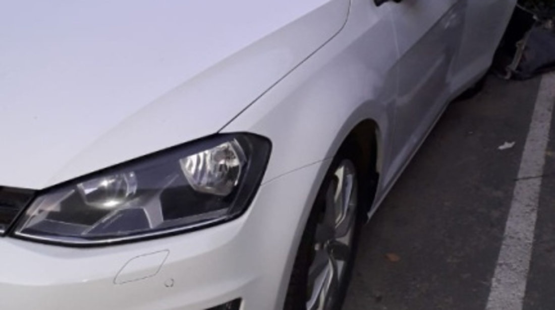 Dezmembrez VW GOLF 7, GOLF 7 Variant/combi (5G) 2012 - Prezent 2.0 TDI CRBC ( CP: 150, KW: 110, CCM: 1968 ) Motorina