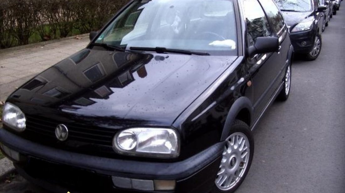 Dezmembrez VW Golf III 3 GT GTI 1 6 74 kw 101 CP 1997 multe optiuni