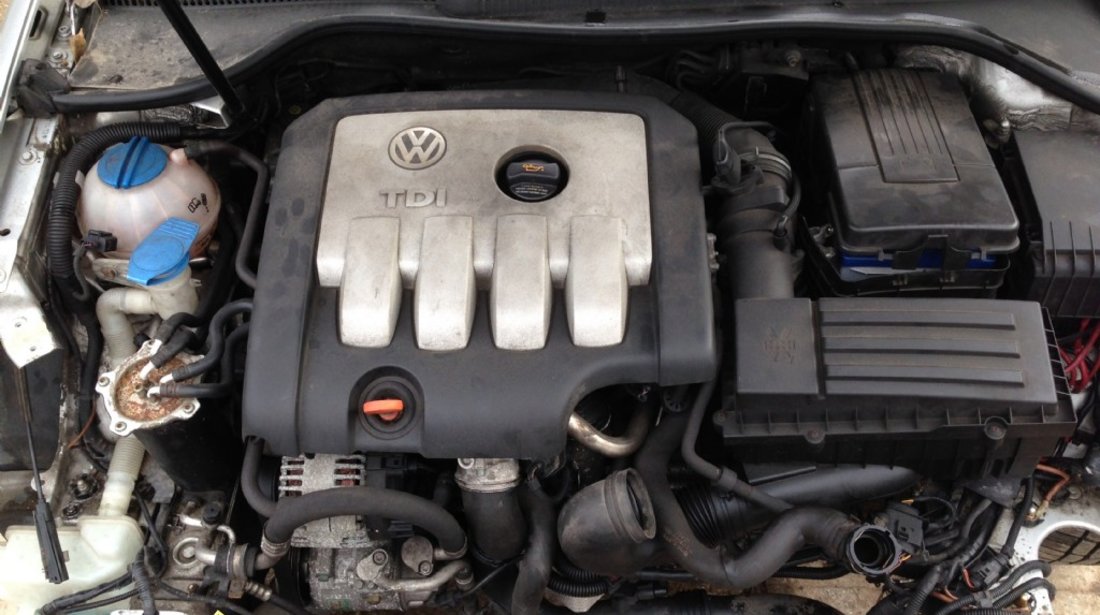 Dezmembrez VW Golf V GTI 2 0TDI 140cp 6 viteze