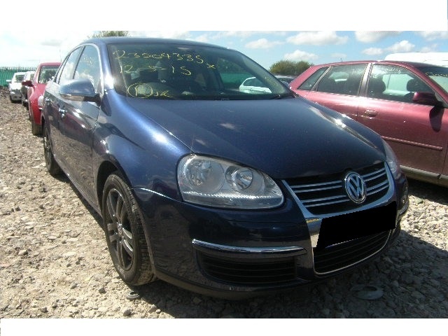 Dezmembrez vw jetta 1.9 tdi an 2004 - 2010