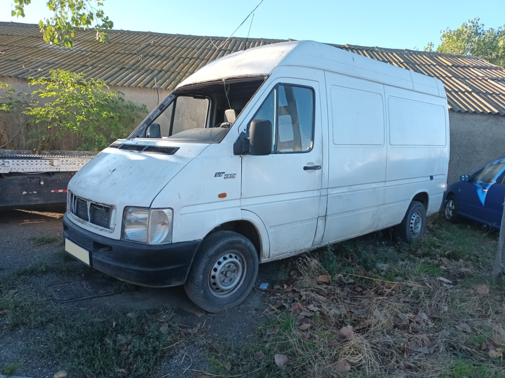 Dezmembrez VW LT Mk 2 1996 - 2006 2.5 TDI None( CP: None, KW: None, CCM: None ) Motorina