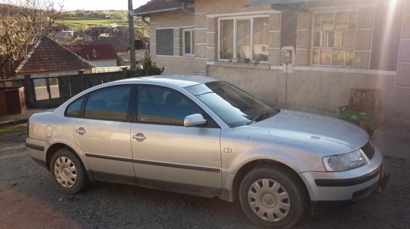 Dezmembrez Vw Passat 1 9 Tdi Ajm 116 Cai