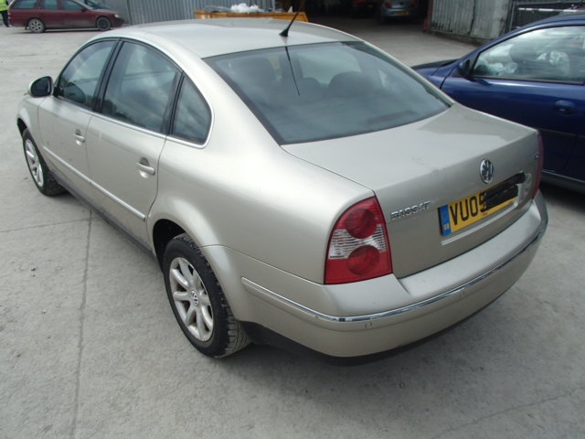Dezmembrez Vw Passat 1.9 tdi avb