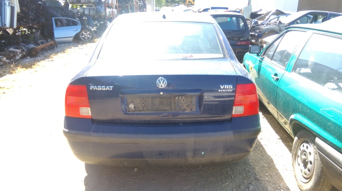 Dezmembrez Vw passat 1.9tdi 2002