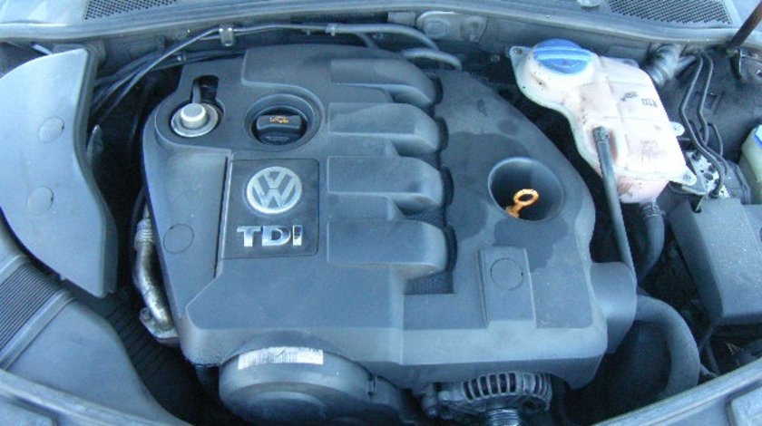 Dezmembrez vw passat 1.9tdi