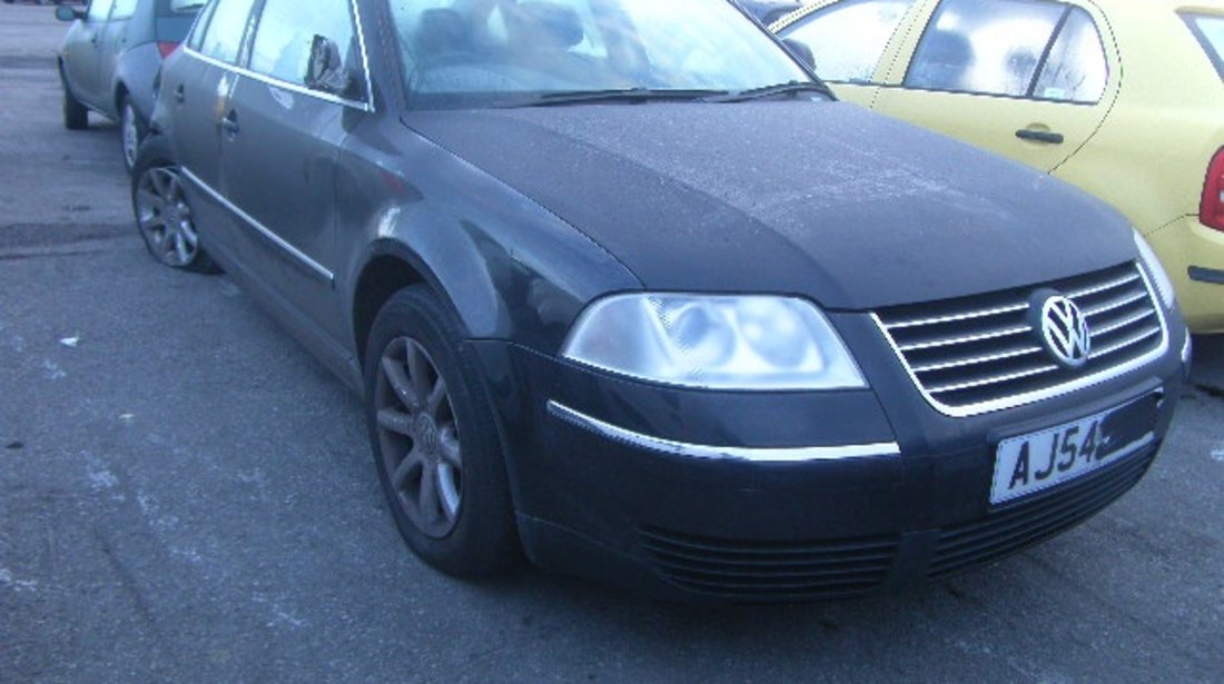 Dezmembrez Vw Passat 3b 1.9tdi AVB 74 kw an 2004