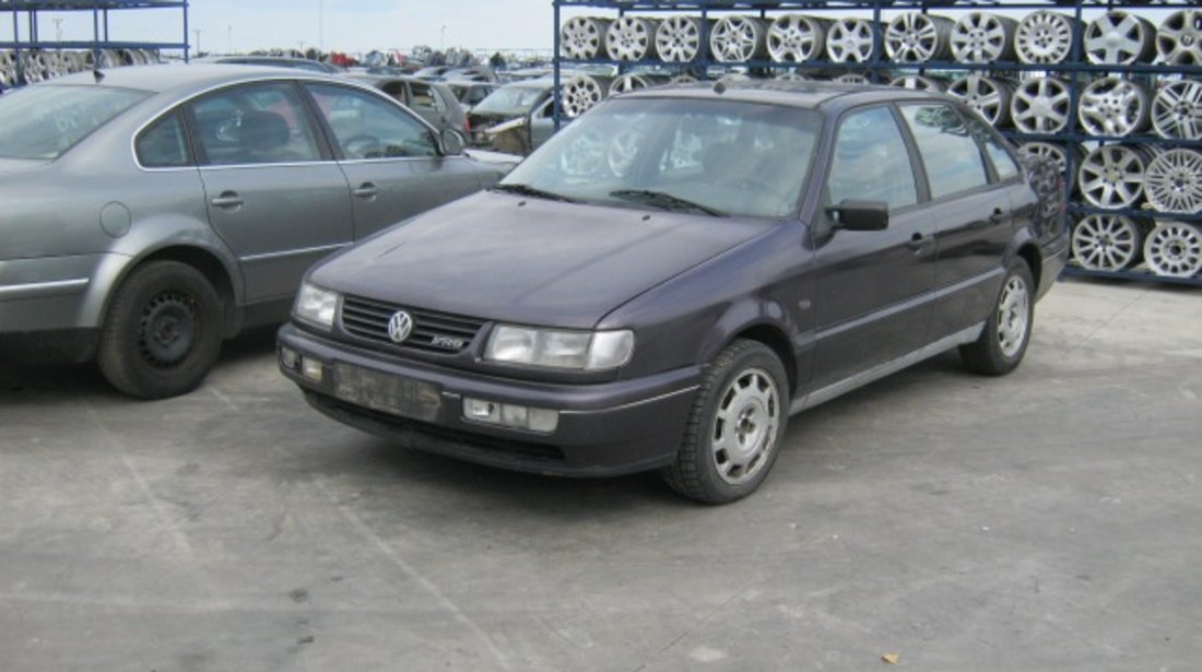 Dezmembrez Vw Passat B4 , B4 intermediar din 1994, 2.8b,