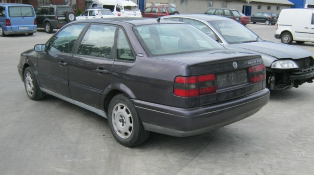 Dezmembrez Vw Passat B4 , B4 intermediar din 1994, 2.8b,