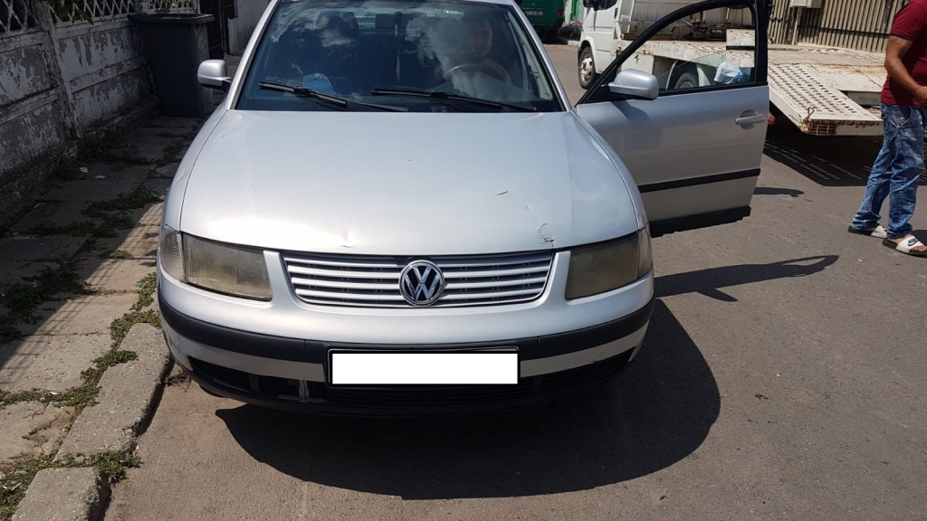 Dezmembrez VW PASSAT B5, B5.5 1996 - 2005 1.8 None( CP: None, KW: None, CCM: None ) Benzina