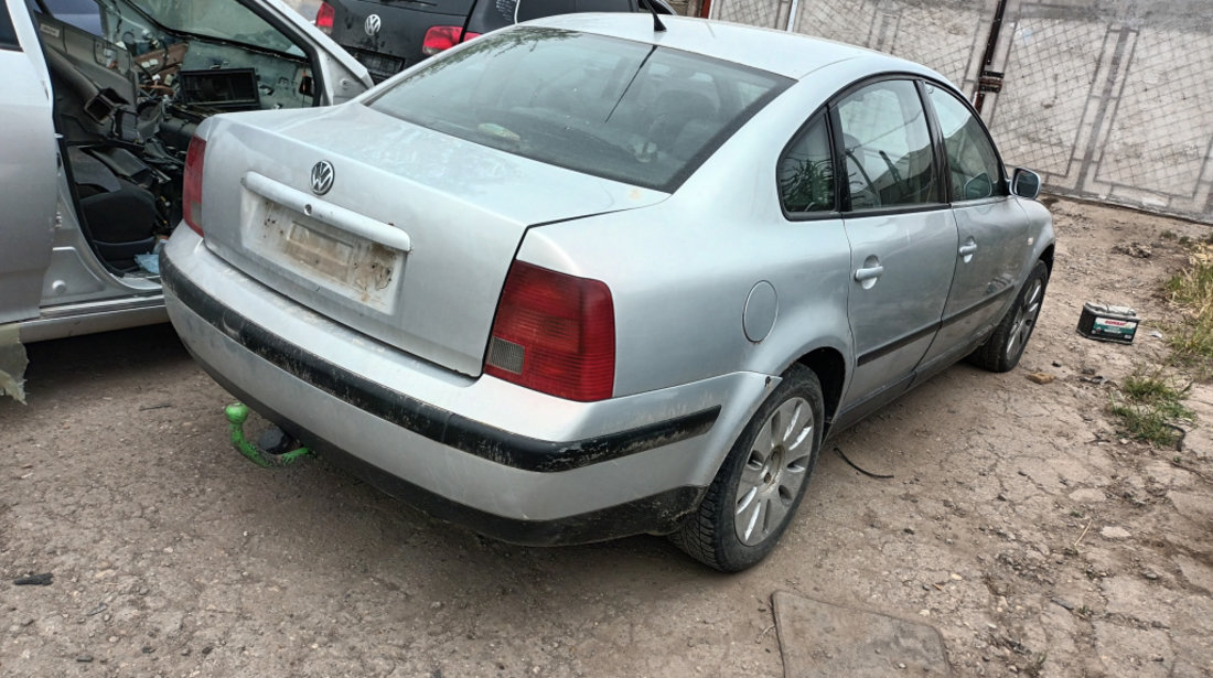 Dezmembrez VW PASSAT B5, B5.5 1996 - 2005 1.9 TDI AHU ( CP: 90, KW: 66, CCM: 1896 ) Motorina