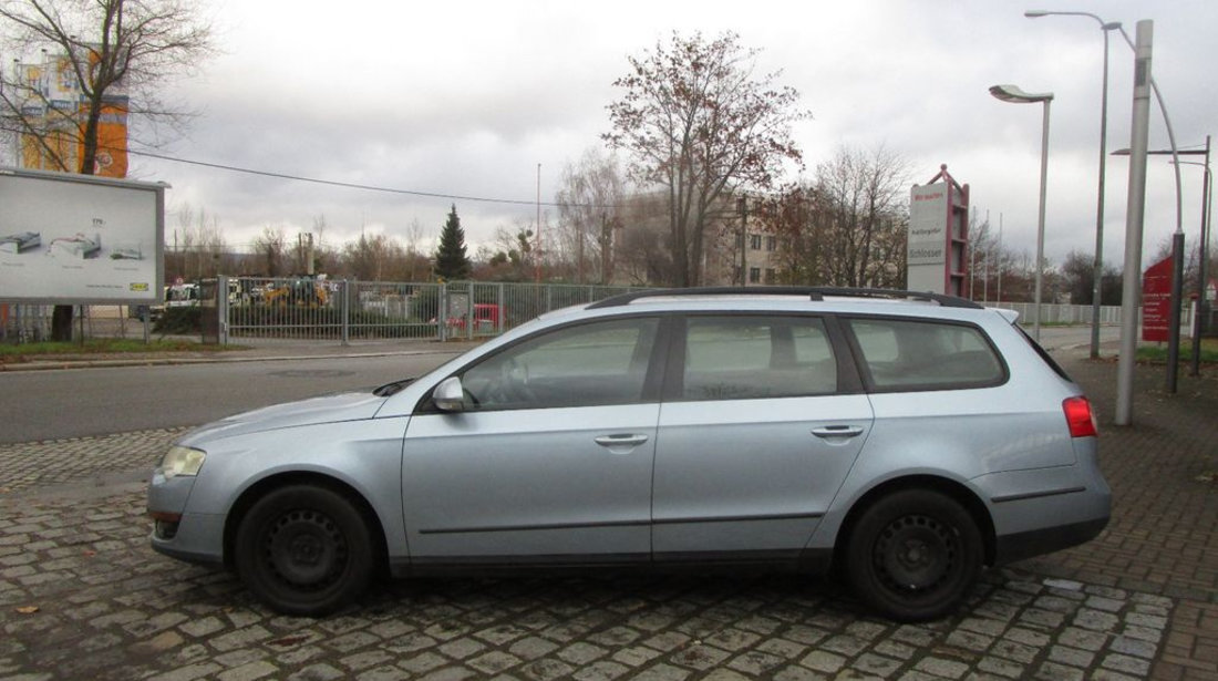 Dezmembrez Vw Passat B6 2.0 TDI combi cod motor CBA 140 cp / 103 KW transmisie manuala an de fabricatie 2010