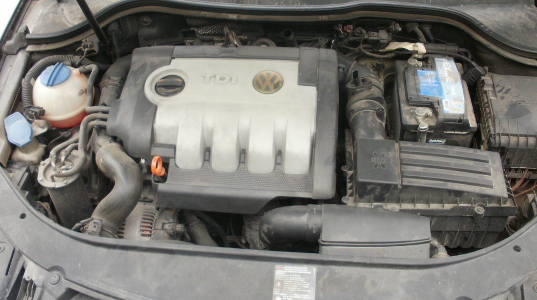 Dezmembrez VW Passat B6, 2.0tdi, Highline, 4Motion(4x4), manual 6+1