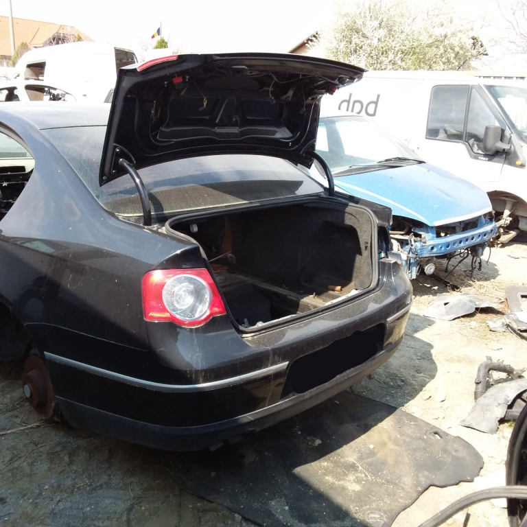 Dezmembrez VW PASSAT B6 2005 - 2010 1.9 TDI Motorina