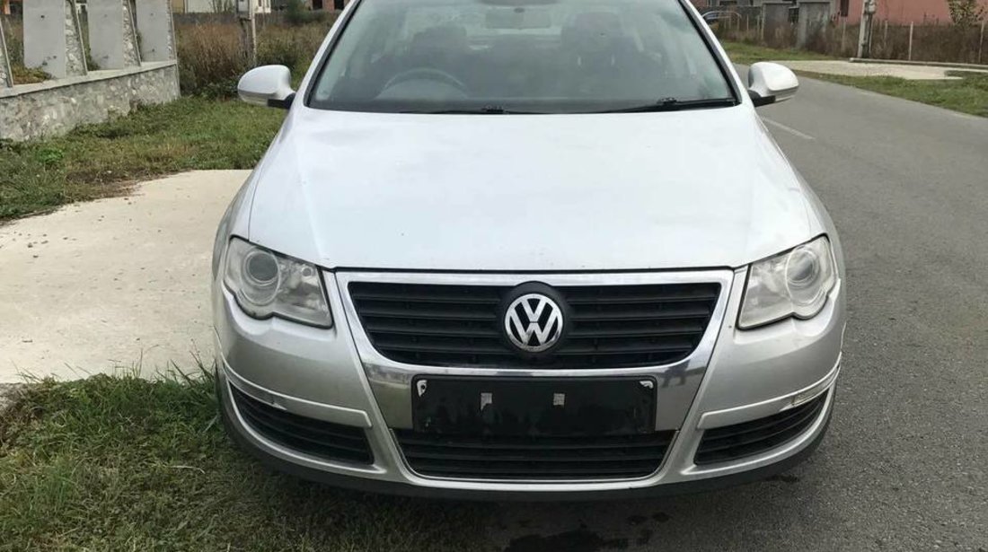 Dezmembrez VW Passat B6 2005