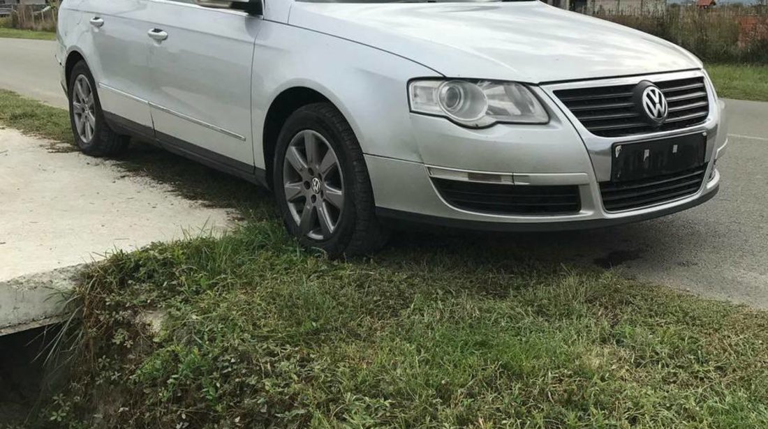 Dezmembrez VW Passat B6 2005