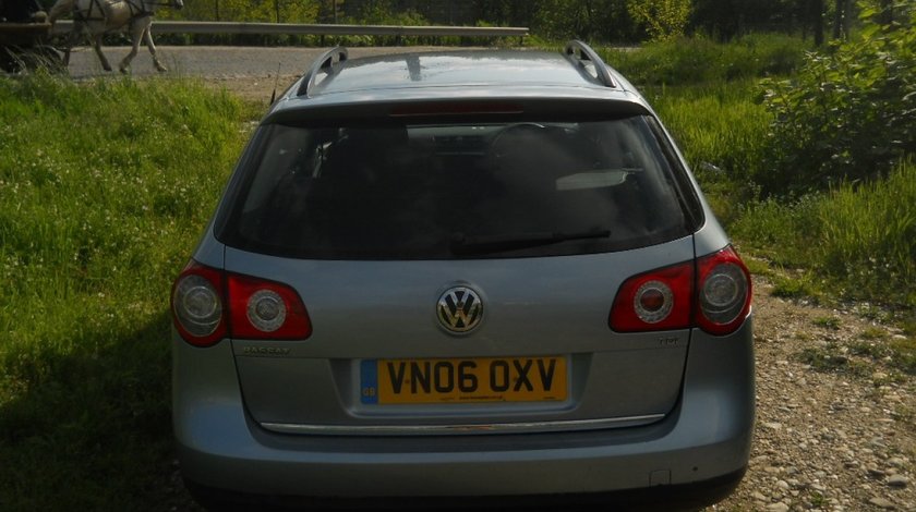 Dezmembrez Vw Passat B6 Combi 1 9 Tdi Bkc Bxe 105 Cai