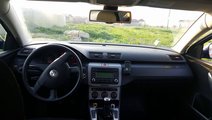 Dezmembrez vw passat b6 combi 2.0 tdi bmp volan st...