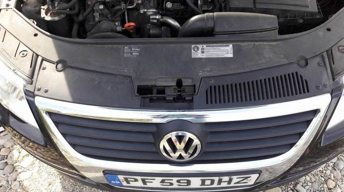 dezmembrez vw passat b6 combi 2.0 tdi common-rail cba 140 cai