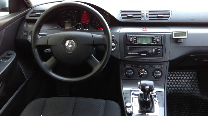 Dezmembrez VW Passat B6 din 2006 1.9TDI sau 2.0TDI