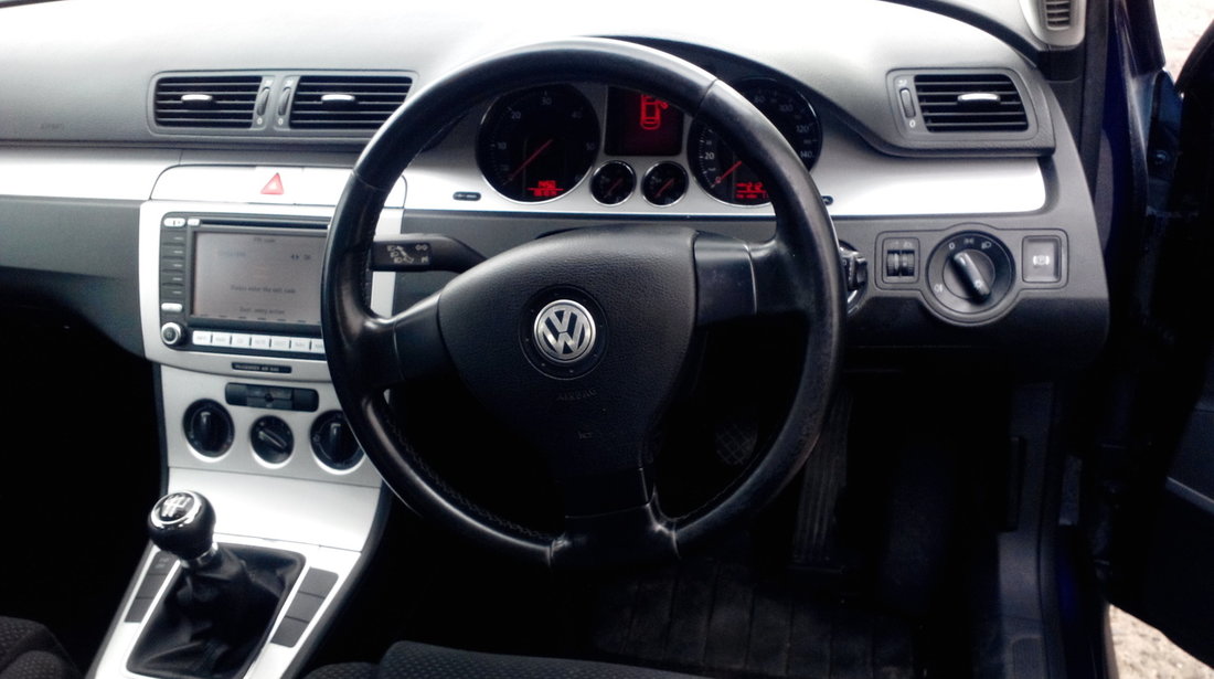 Dezmembrez VW Passat B6, motor 1.9tdi, cod BXE, an 2007