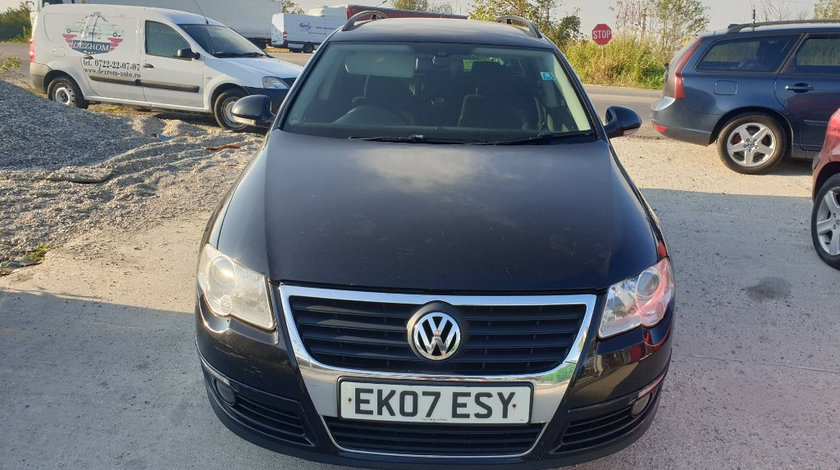 Dezmembrez VW Passat B6 Variant 2.0 TDi 140 cai motor BKP 6 trepte cutie manuala an 2007