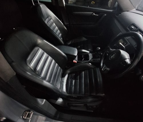Dezmembrez VW PASSAT B7 - 2.0 TDI cod motor CFG