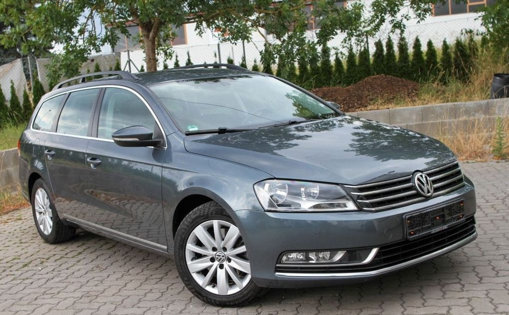 Dezmembrez Vw Passat B7 Break 2.0TDI Culoare LK7X (Volan Stanga) 2010-2015