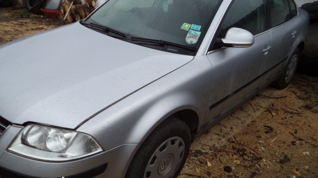 Dezmembrez vw passat din 2004