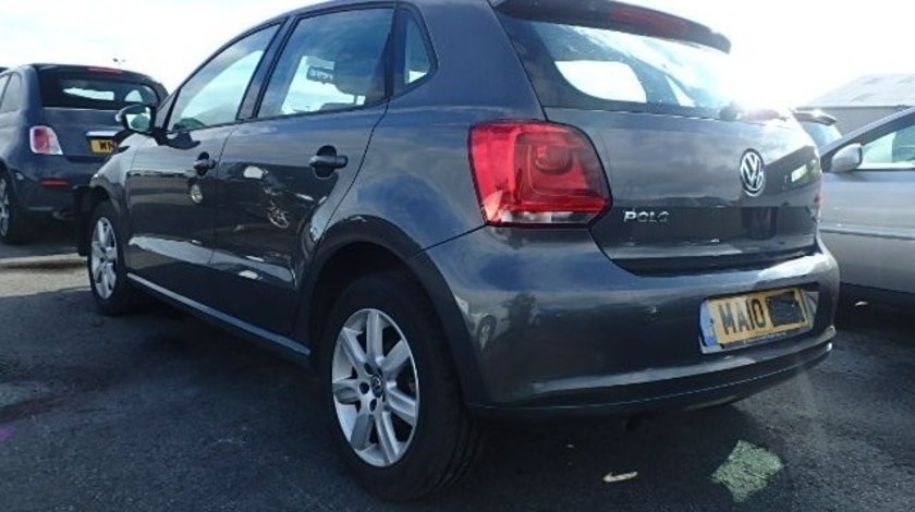 Dezmembrez vw polo 1.6tdi an 2011