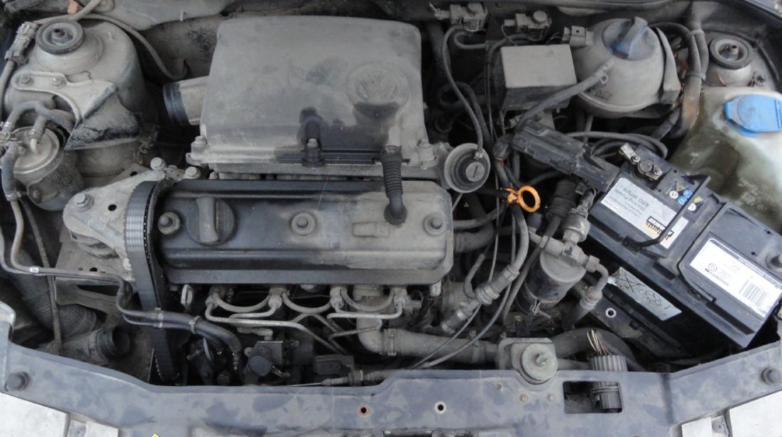 Dezmembrez Vw Polo 1900 diesel 2 usi geamuri electrice jante aliaj cauciucuri iarna noi