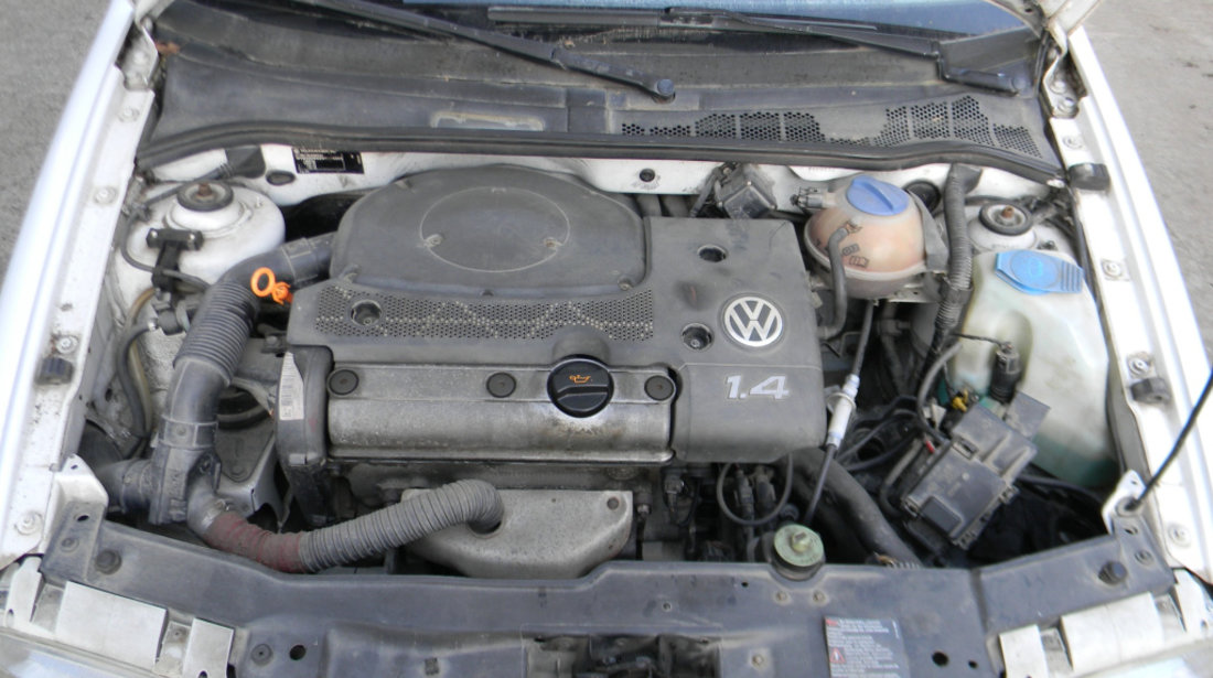 Dezmembrez VW POLO (6N1) 1994 - 1999 60 1.4 APQ ( CP: 60, KW: 44, CCM: 1390 ) Benzina