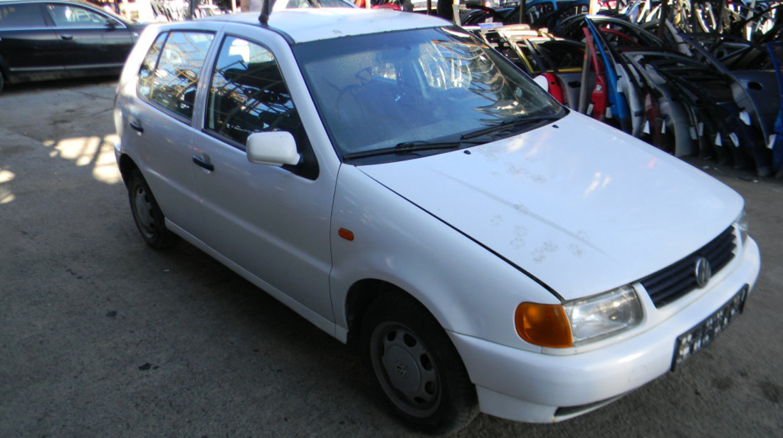 Dezmembrez VW POLO (6N1) 1994 - 1999 60 1.4 APQ ( CP: 60, KW: 44, CCM: 1390 ) Benzina