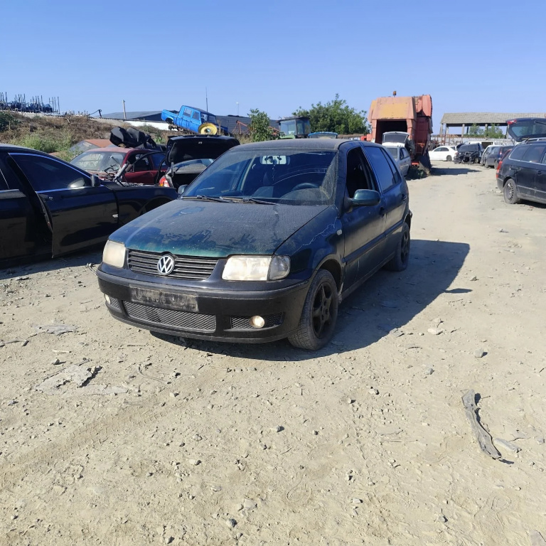 Dezmembrez VW POLO (6N2) 1999 - 2001 1.4 AUD( CP: 60, KW: 44, CCM: 1390 ) Benzina