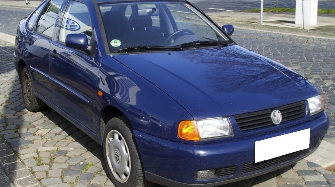 Dezmembrez VW POLO 6N2 Classic, FL, an fabr. 2001, 1.6i 8V